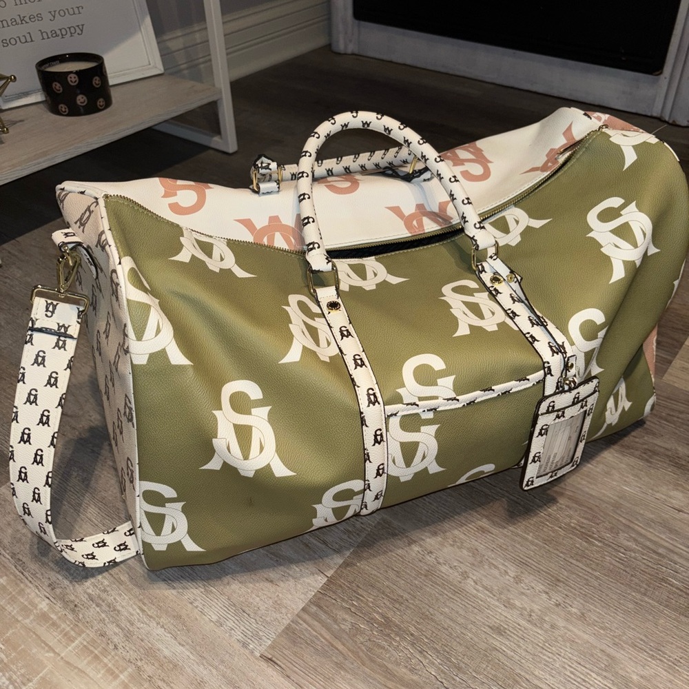 Steve Madden Olive, Cream, and Blush Pink Travel Bag